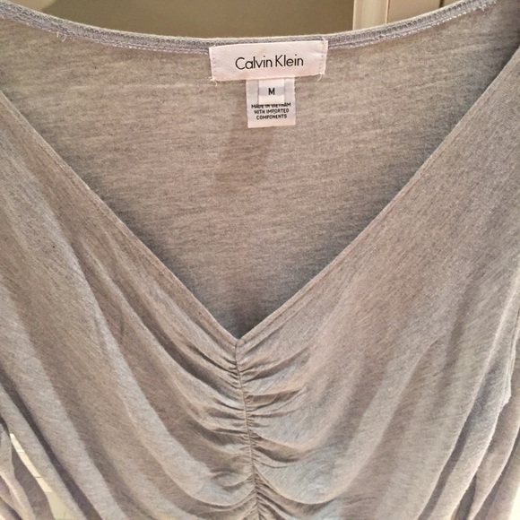 Pretty Calvin Klein ruched light gray dressy top - Picture 2 of 4